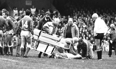 040289 - Wales 13 v 19 Ireland - Five Nations Championship -  Injury