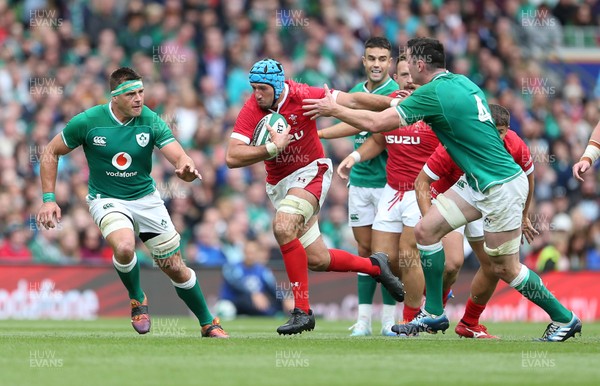 070919 - Wales v Ireland - Guinness Series 2019 - RWC Warm Up - Justin Tipuric of Wales tries to get away from James Ryan of Ireland