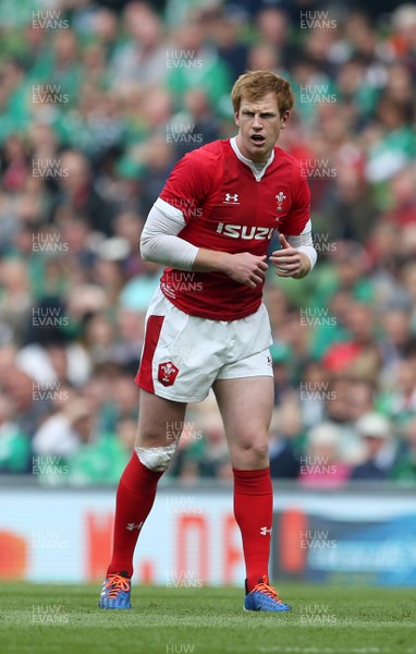 070919 - Wales v Ireland - Guinness Series 2019 - RWC Warm Up - Rhys Patchell of Wales