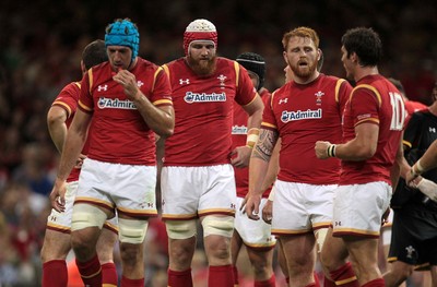 080815 - Wales v Ireland - Dove Mens Series - Dejected Wales players