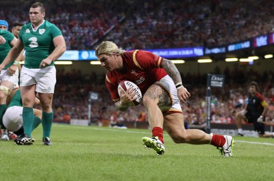 080815 - Wales v Ireland, Dove Men Tests 2015 - Richard Hibbard of Wales races in to score try