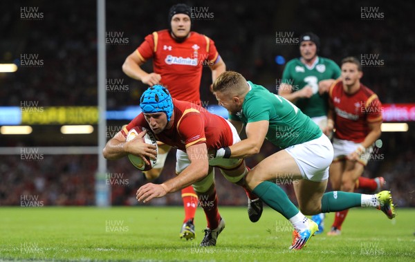 080815 - Wales v Ireland - Dove Men Series 2015 -Justin Tipuric of Wales scores try