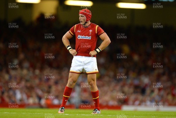 080815 - Wales v Ireland - Dove Men Series 2015 -Tyler Morgan of Wales