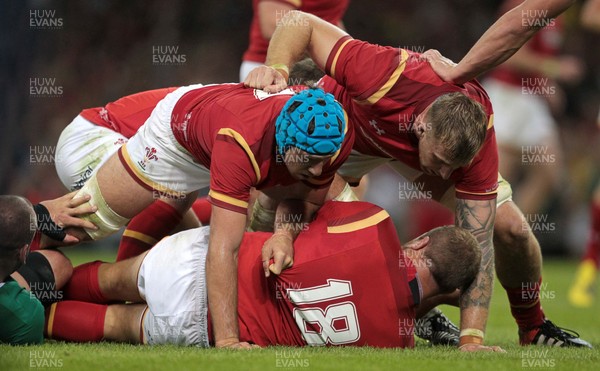 080815 - Wales v Ireland - Dove Mens Series - Justin Tipuric, Scott Andrews and Dominic Day of Wales