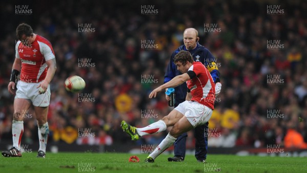 12.03.11 - Wales v Ireland - RBS Six Nations 2011 - Leigh Halfpenny of Wales kicks at goal. 
