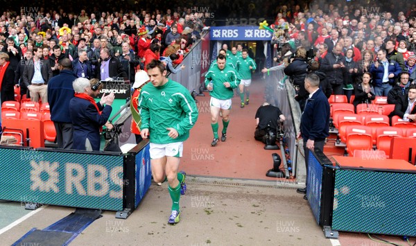 12.03.11 - Wales v Ireland - RBS Six Nations 2011 - Tommy Bowe of Ireland runs out onto the field. 