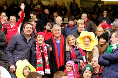 140315 - Wales v Ireland - RBS 6 Nations -Welsh fans enjoy the game