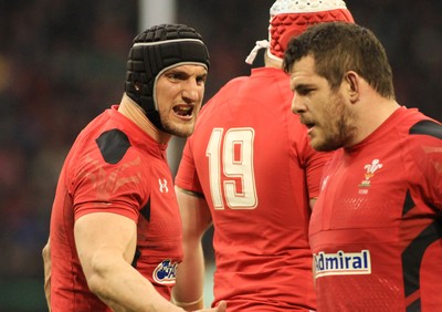 140315 - Wales v Ireland - RBS 6 Nations -Sam Warburton of Wales barks instructions