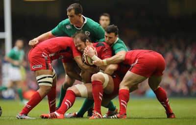 140315 - Wales v Ireland, RBS 6 Nations 2015 - Alun Wyn Jones of Wales looks to keep possession