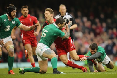 140315 - Wales v Ireland, RBS 6 Nations 2015 - Liam Williams of Wales is tackled by Rob Kearney of Ireland and Jared Payne of Ireland