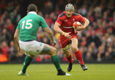 140315 - Wales v Ireland, RBS 6 Nations 2015 - Jonathan Davies of Wales takes on Rob Kearney of Ireland