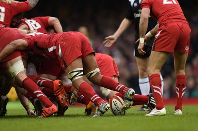 140315 - Wales v Ireland - RBS Six Nations - Taulupe Faletau of Wales controls the ball at the back of a scrum