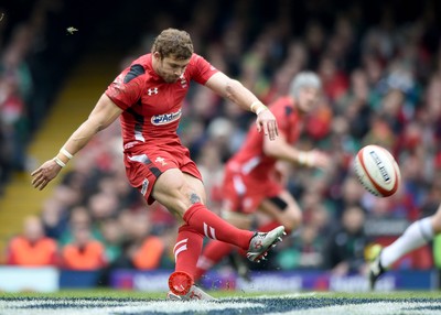 140315 - Wales v Ireland - RBS Six Nations - Leigh Halfpenny of Wales kicks for goal