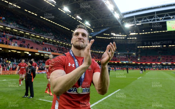 140315 - Wales v Ireland - RBS 6 Nations 2015 -Sam Warburton at the end of the game