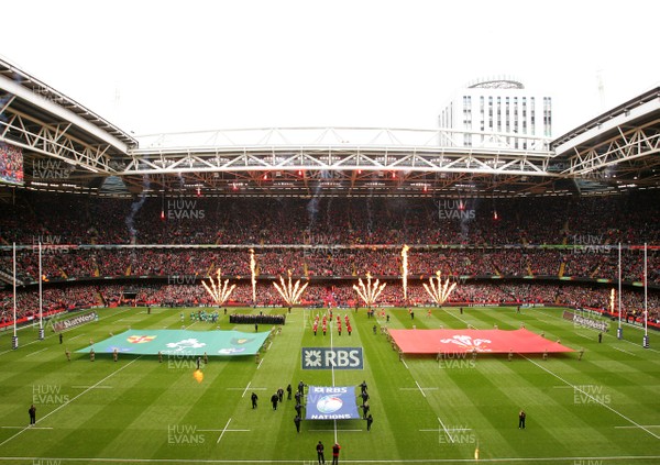 140315 - Wales v Ireland - RBS 6 Nations -Players of Wales take to the field