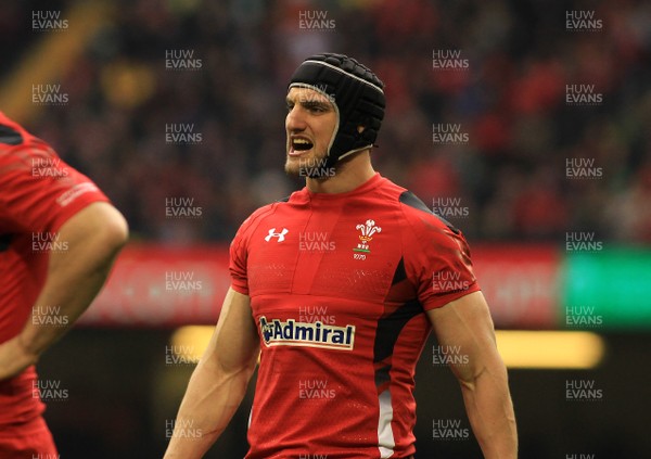 140315 - Wales v Ireland - RBS 6 Nations -Sam Warburton of Wales