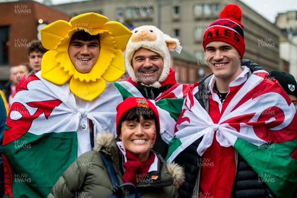 160319 - Wales v Ireland - Guinness Six Nations - Fans ahead of the game  