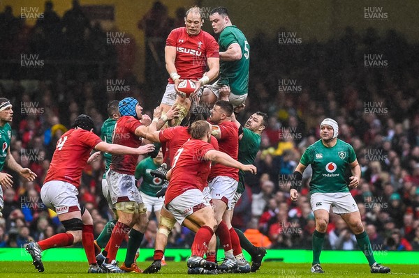 160319 - Wales v Ireland - Guinness Six Nations - Alun Wyn Jones of Wales jumps for the ball 