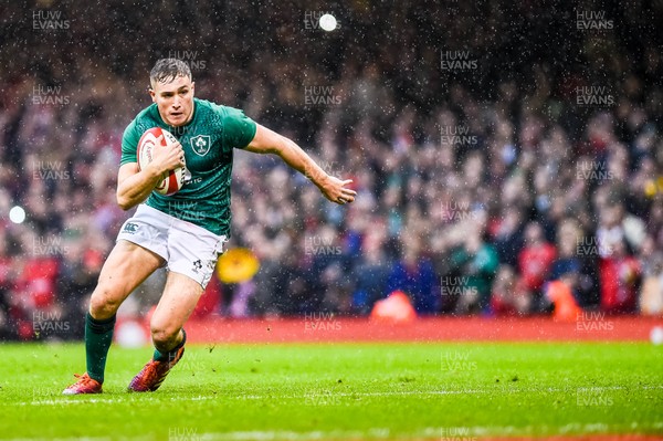 160319 - Wales v Ireland - Guinness Six Nations - Jordan Larmour of Ireland in action 