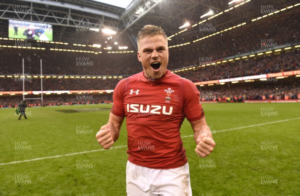 160319 - Wales v Ireland - Guinness Six Nations - Gareth Anscombe of Wales celebrates at the end of the game
