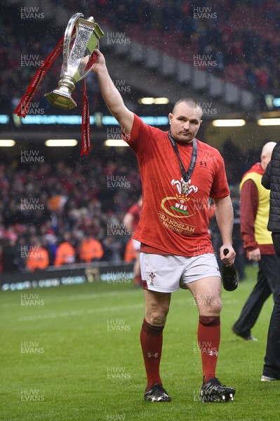 160319 - Wales v Ireland - Guinness Six Nations - Ken Owens of Wales  celebrates winning the Guinness Six Nations and the Grand Slam