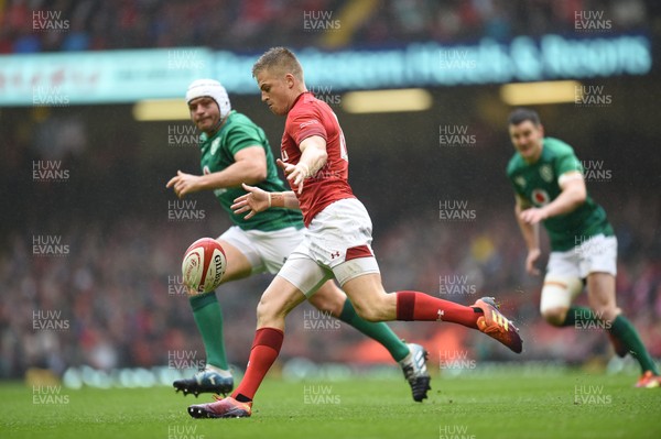 160319 - Wales v Ireland - Guinness Six Nations - Gareth Anscombe of Wales 
