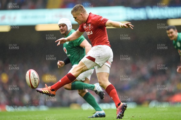 160319 - Wales v Ireland - Guinness Six Nations - Gareth Anscombe of Wales 