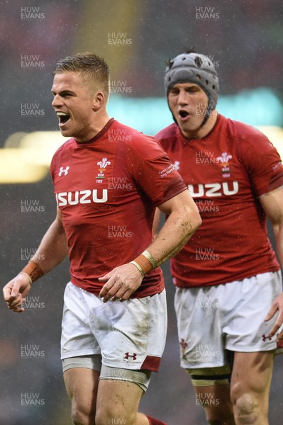 160319 - Wales v Ireland - Guinness Six Nations - Gareth Anscombe of Wales  and Jonathan Davies of Wales celebrate