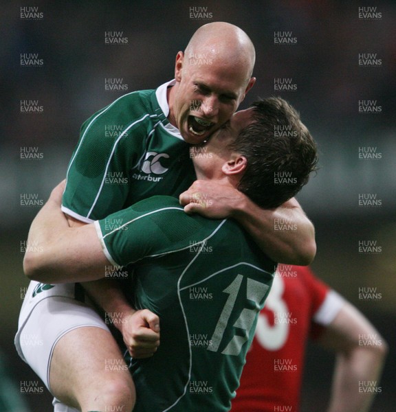 21.03.09 Wales V Ireland... Ireland's Brian O'Driscoll  and Peter Stringer celebrate at the final whistle. 