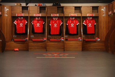 220225 - Wales v Ireland - Guinness 6 Nations Championship - Wales dressing room before the game