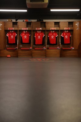 220225 - Wales v Ireland - Guinness 6 Nations Championship - Wales dressing room before the game