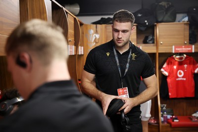 220225 - Wales v Ireland - Guinness 6 Nations Championship - Max Llewellyn of Wales in the dressing room before the game