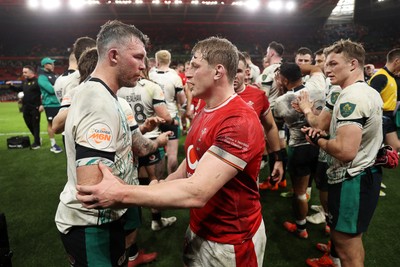 220225 - Wales v Ireland - Guinness 6 Nations Championship - Peter O�Mahony of Ireland and Jac Morgan of Wales at full time