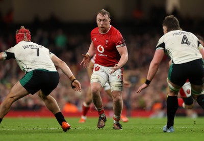 220225 - Wales v Ireland - Guinness 6 Nations Championship - Tommy Reffell of Wales 