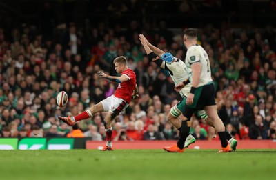 220225 - Wales v Ireland - Guinness 6 Nations Championship - Gareth Anscombe of Wales 