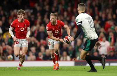 220225 - Wales v Ireland - Guinness 6 Nations Championship - Gareth Anscombe of Wales 