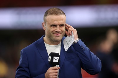 220225 - Wales v Ireland - Guinness 6 Nations Championship - Jamie Roberts working for S4C