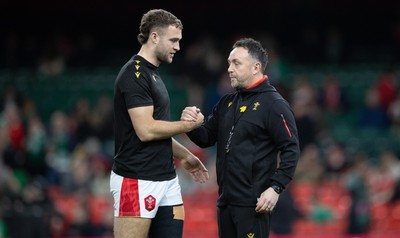 220225  Wales v Ireland, 2025 Guinness Six Nations - Wales interim head coach Matt Sherratt with Max Llewellyn of Wales ahead of the match