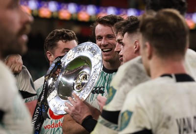 220225  Wales v Ireland, 2025 Guinness Six Nations - Ireland celebrate with the Triple Crown