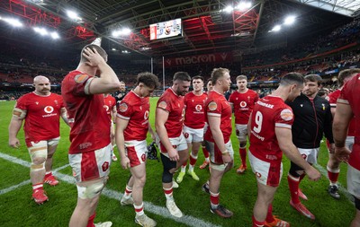 220225  Wales v Ireland, 2025 Guinness Six Nations - Wales team members at the end of the match