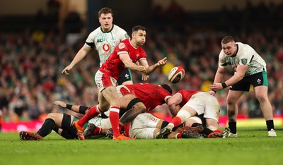 220225  Wales v Ireland, 2025 Guinness Six Nations - Aaron Wainwright of Wales is tackled by Robbie Henshaw of Ireland