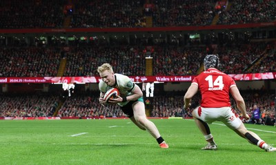 220225  Wales v Ireland, 2025 Guinness Six Nations - Jamie Osborne of Ireland dives in to score try