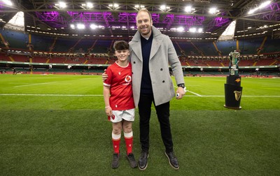 220225  Wales v Ireland, 2025 Guinness Six Nations - Match mascot George Rogers with Alun Wyn Jones