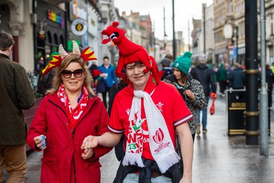 220225 - Wales v Ireland - Guinness Six Nations - Wales and Ireland fans mix in the street prior to the game