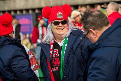 220225 - Wales v Ireland - Guinness Six Nations - Wales and Ireland fans mix in the street prior to the game