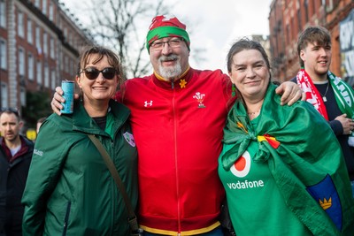 220225 - Wales v Ireland - Guinness Six Nations - Wales and Ireland fans mix in the street prior to the game