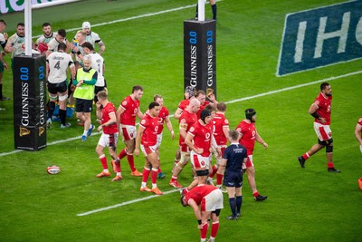 220225 - Wales v Ireland - Guinness Six Nations - Wales celebrate after Jac Morgan scores their first try