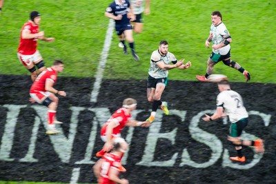 220225 - Wales v Ireland - Guinness Six Nations -  Robbie Henshaw of Ireland