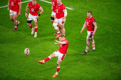 220225 - Wales v Ireland - Guinness Six Nations - Gareth Anscombe of Wales