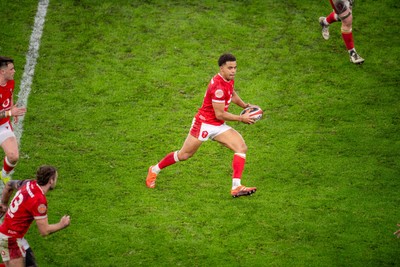 220225 - Wales v Ireland - Guinness Six Nations - Ben Thomas of Wales